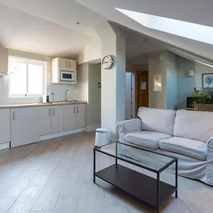 urbe10-angel-suites-duplex-2-bedrooms-4c.es-andalucia.com/